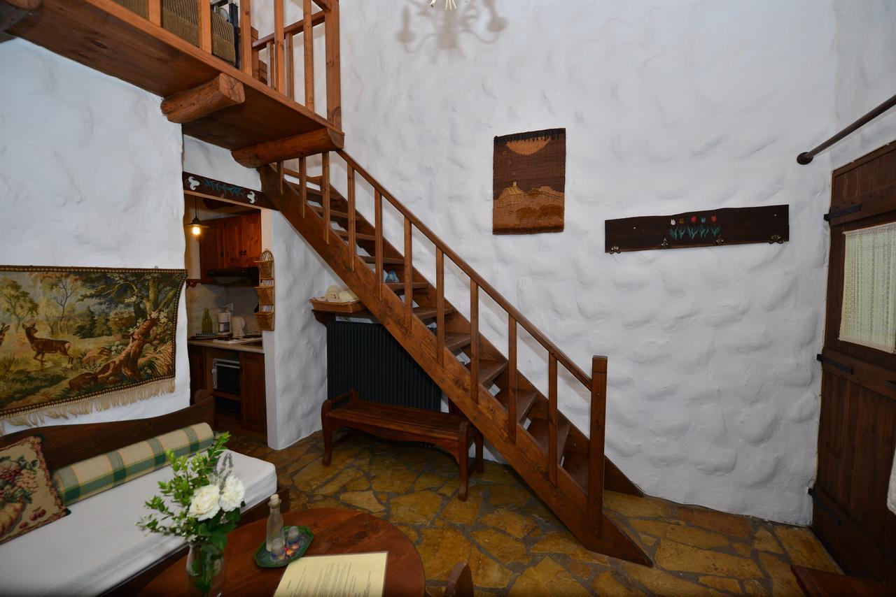 Apartament Viglatoras Sárkhos Zewnętrze zdjęcie