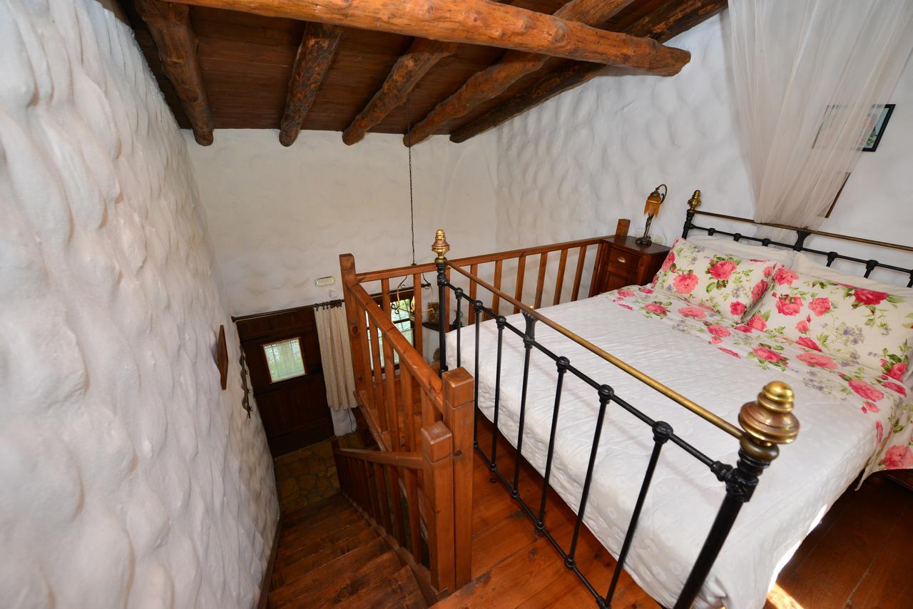 Apartament Viglatoras Sárkhos Zewnętrze zdjęcie