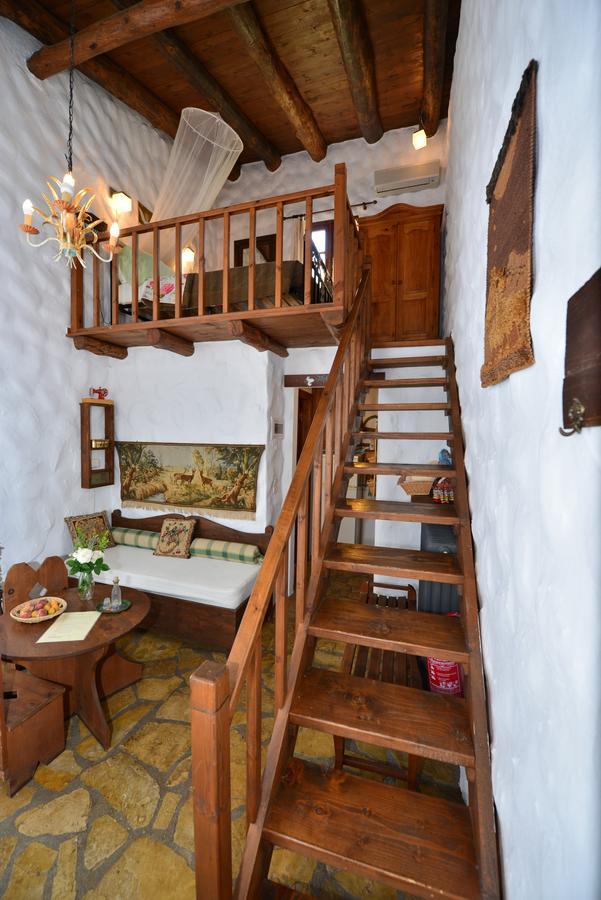 Apartament Viglatoras Sárkhos Zewnętrze zdjęcie