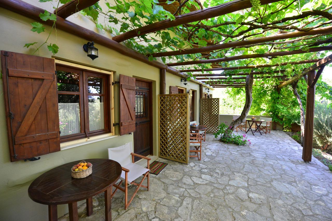 Apartament Viglatoras Sárkhos Zewnętrze zdjęcie