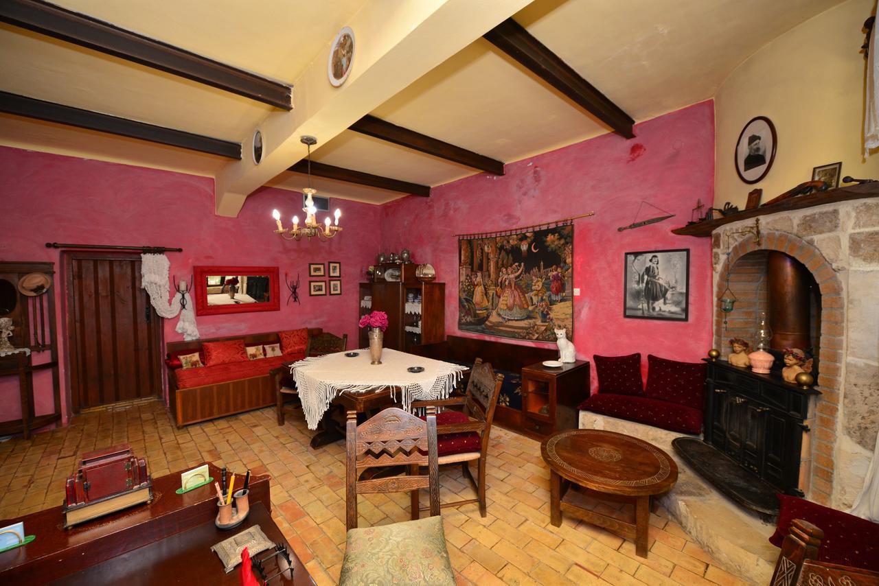 Apartament Viglatoras Sárkhos Zewnętrze zdjęcie