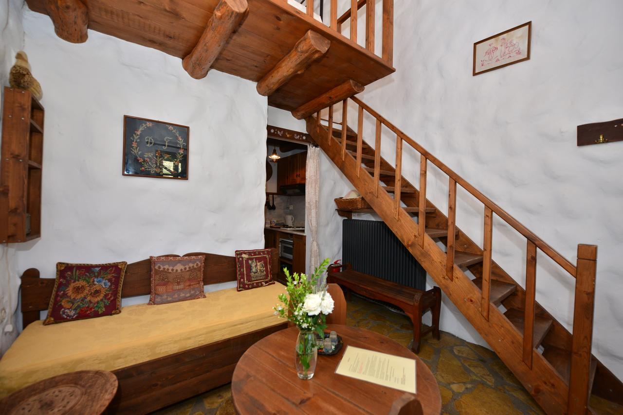 Apartament Viglatoras Sárkhos Zewnętrze zdjęcie